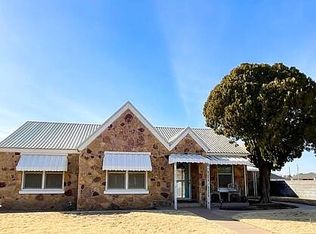 1201 NW 5th St, Andrews, TX 79714