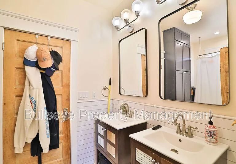 1238 E McKinley St — Photo 13