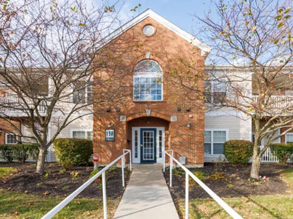 158 Saddlebrook Ln Unit 327, Florence, KY 41042