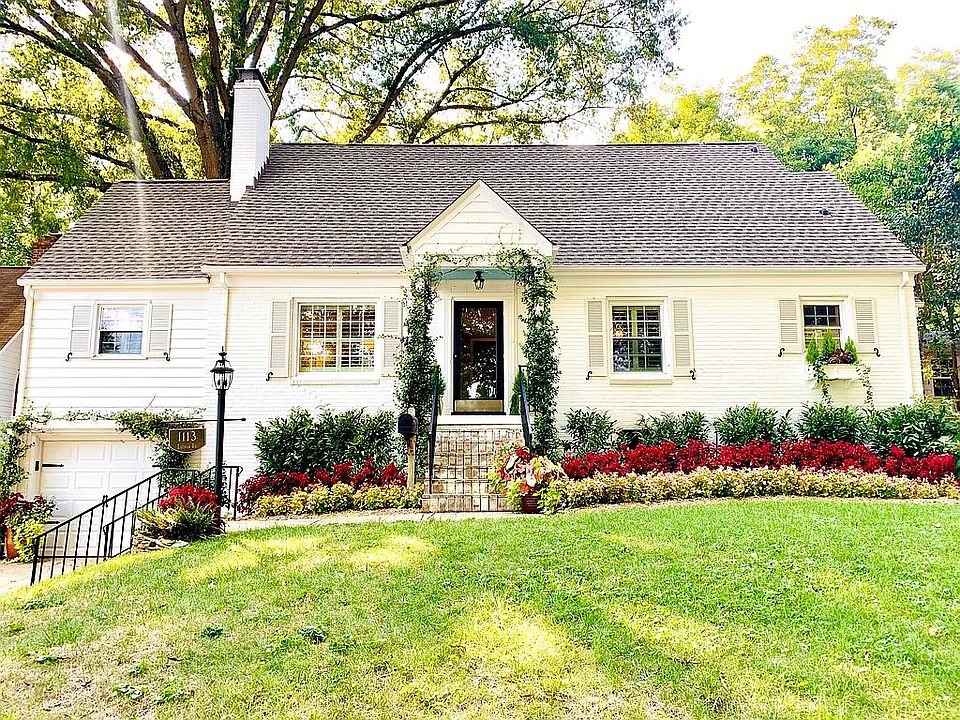 2nd image of 1113 Latham Rd