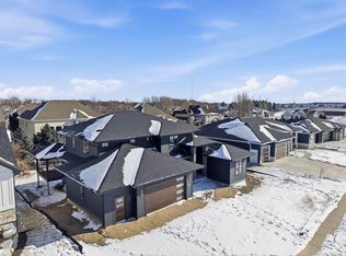 819 Schewe Rd, Middleton, WI 53562