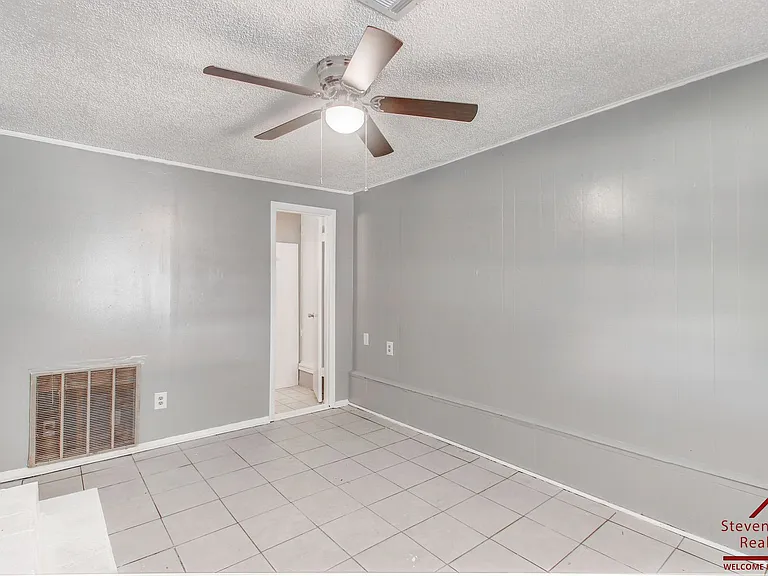 1806 NW Lincoln Ave — Photo 17