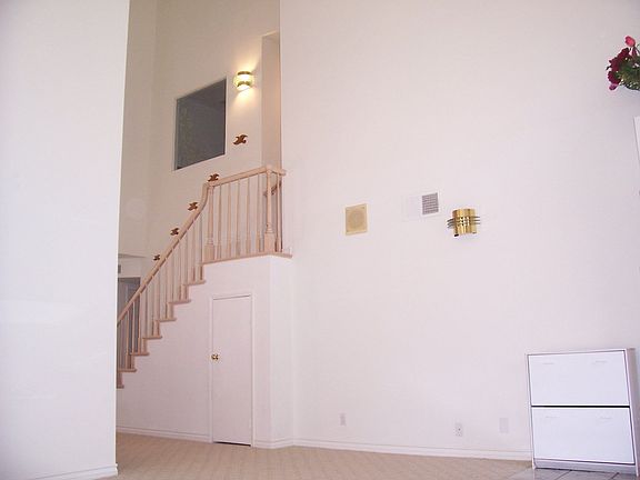 5th image of 3137 Lashbrook Ave