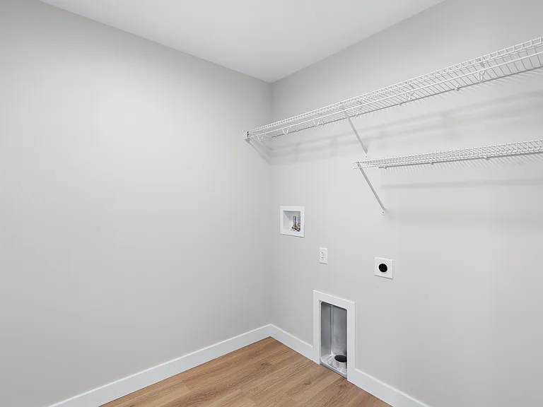 28 Hackamore Ave — Photo 34