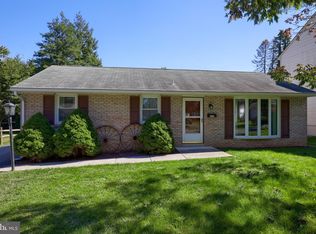 1519 Clearview Ave, Lancaster, PA 17601