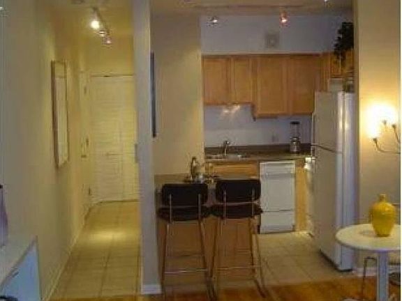 4th image of 5854 N Kenmore Ave APT 1A