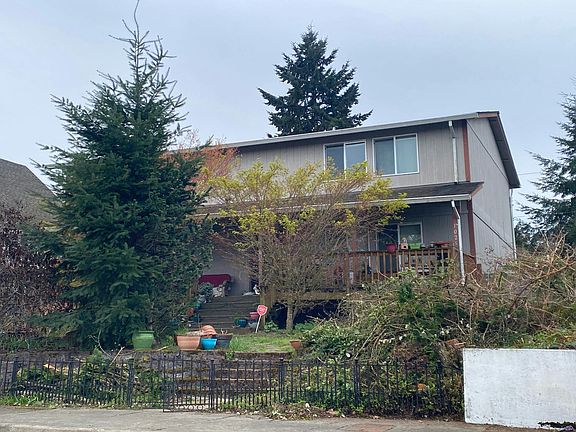 2nd image of 1025 Ellinor Ave