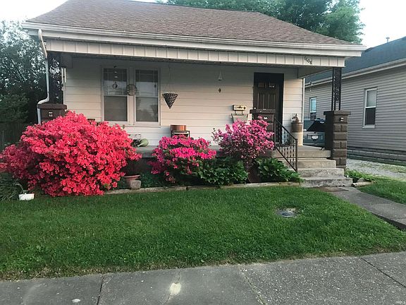 2nd image of 1108 Allens Ln