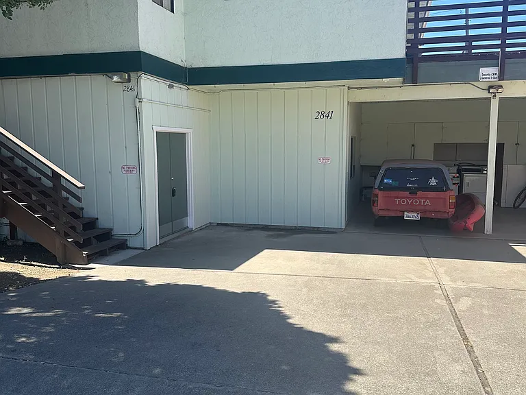 2841 Alder Ave #A — Photo 10