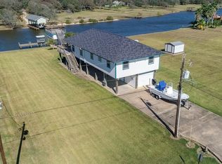 47 County Road 291, Bay City, TX 77414