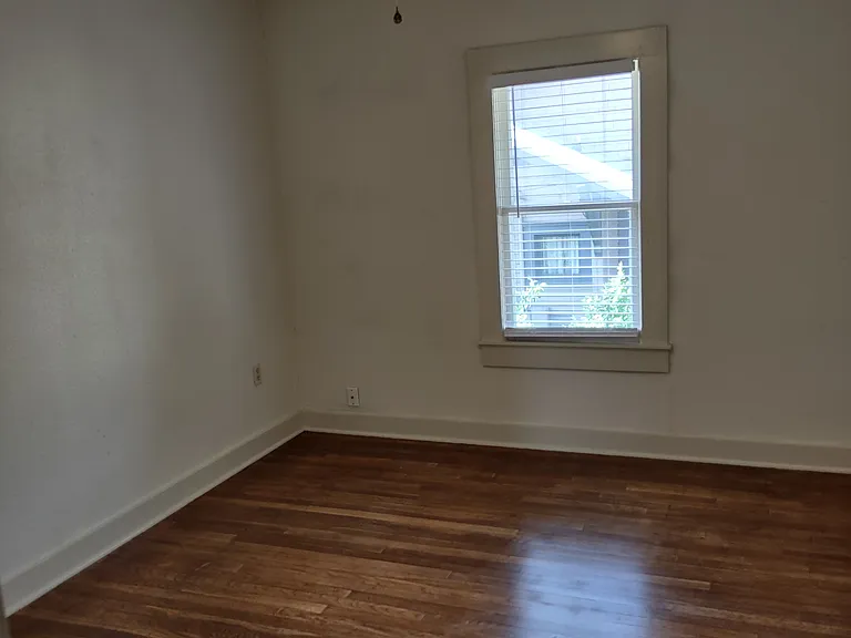 bedroom #1