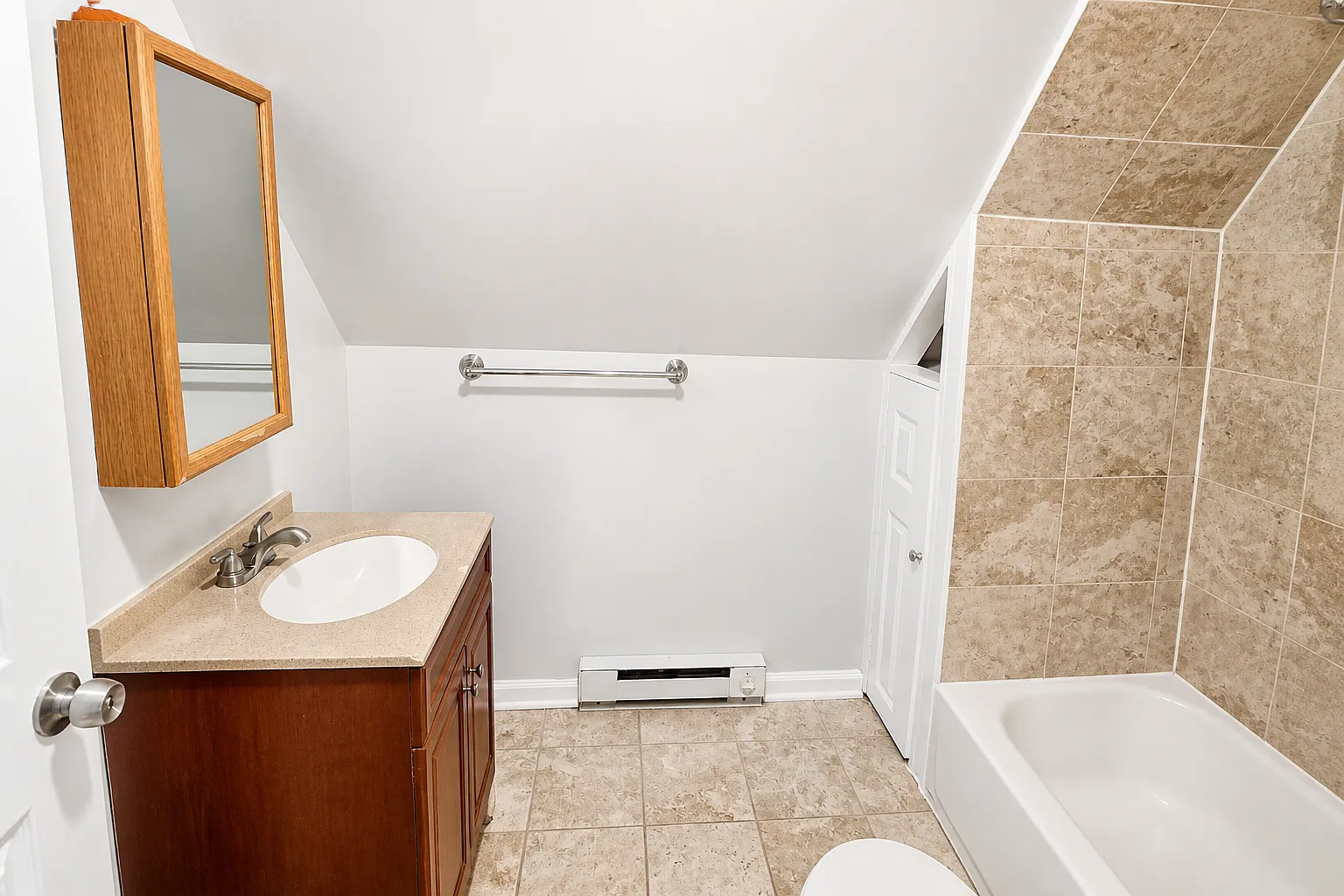 1 bed, $1,575 — Photo 3