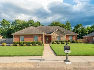 166 Mapleleaf Cir, Hot Springs, AR 71901