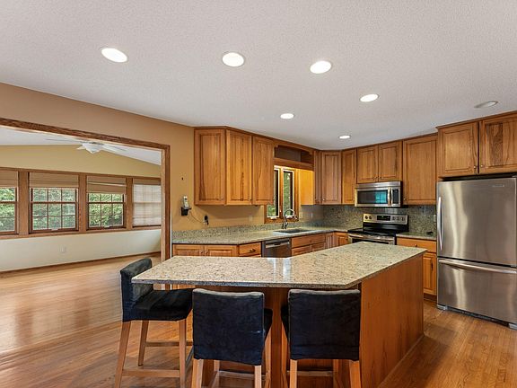 5th image of 1096 Rome Ct