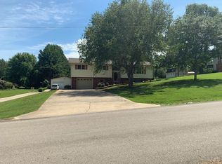 10356 County Rd 637, Dexter, MO 63841
