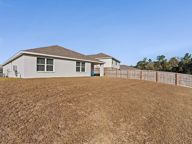 13581 Paris Cir — Photo 20