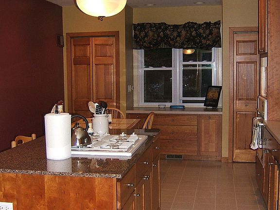 Other side of Kitchen