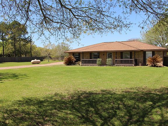2nd image of 12710 Dannhaus Rd