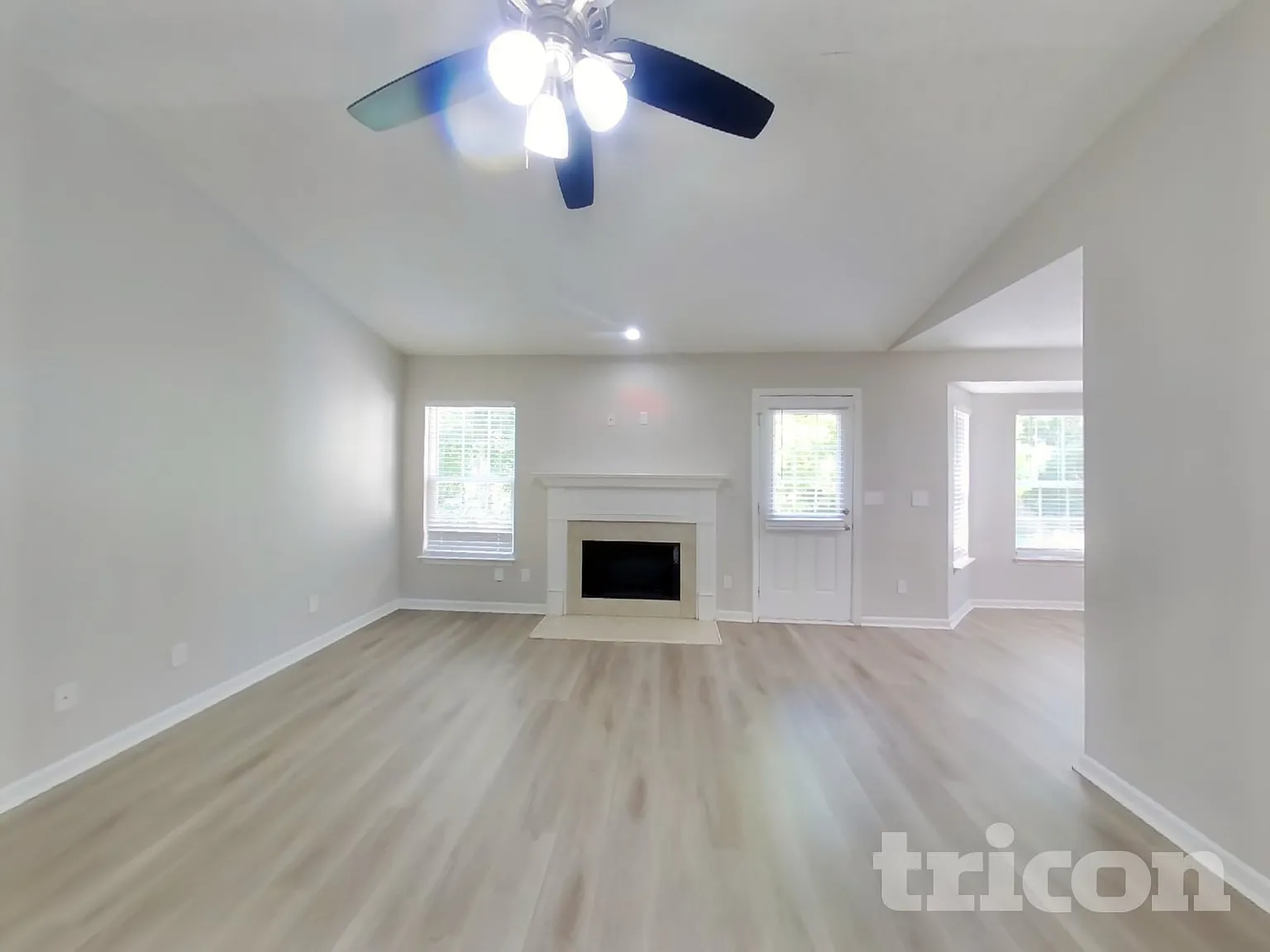 1056 Shire Drive Antioch TN — Photo 2