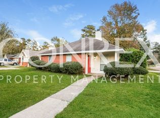 2038 Red Oak Dr, Brandon, MS 39042