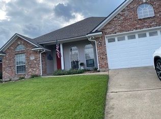 2233 Windsor Ct, Bossier City, LA 71111