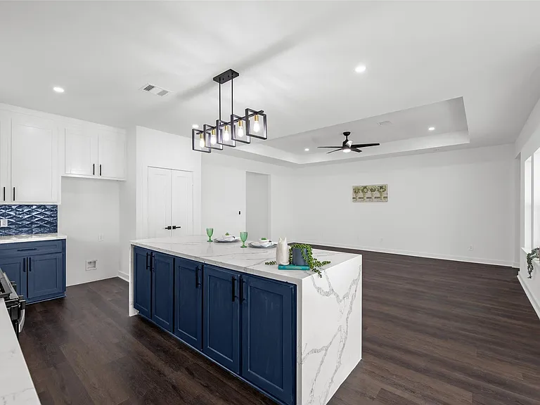 7440 Avenue E — Photo 24