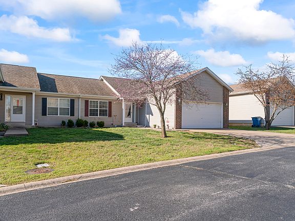 2nd image of 521 Van Buren Road
