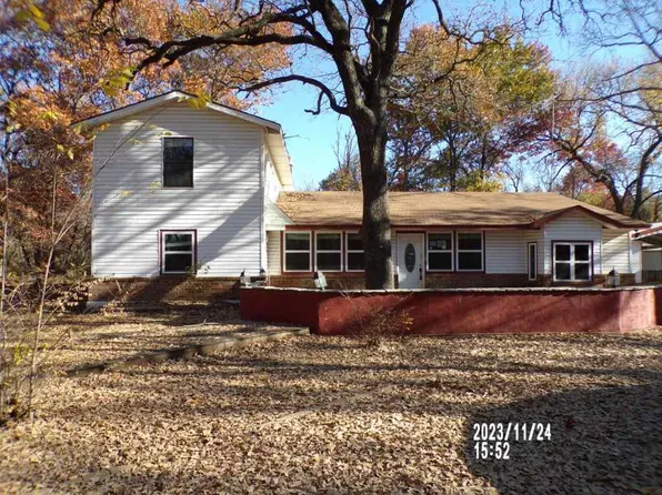 30 SW Oak Dr, Indiahoma, OK 73552