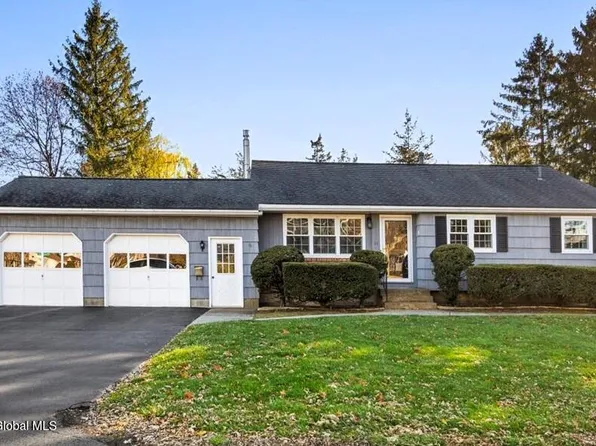 36 Duncan Drive, Latham, NY 12110