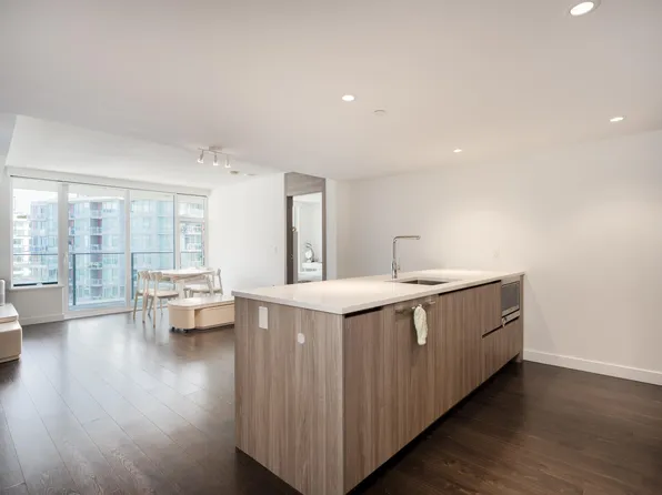 8555 Capstan Way #1111, Richmond, BC V6X 0W1
