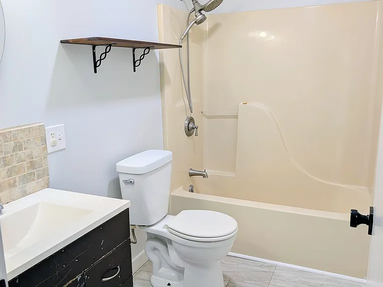 130 Hillside Dr — Photo 26
