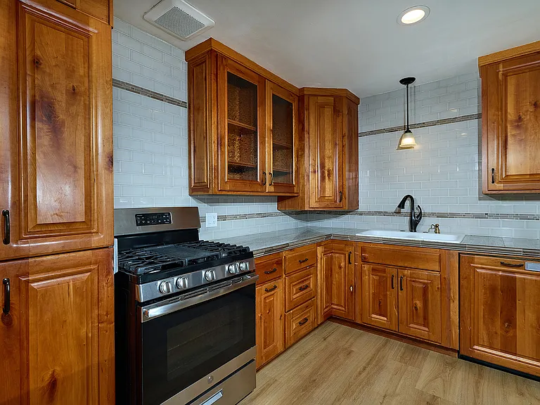 710 S Myers St — Photo 18