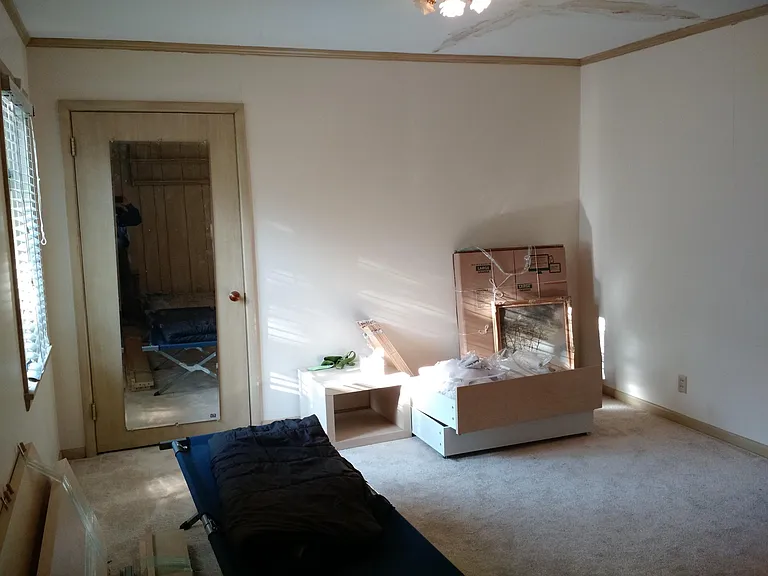 Front suite