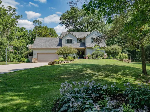 1102 Hathaway Rd, Fort Wayne, IN 46845