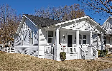 3 bed, 960 sqft, $1,850 — Photo 2