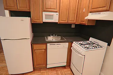 Rented by PMG Real Estate 