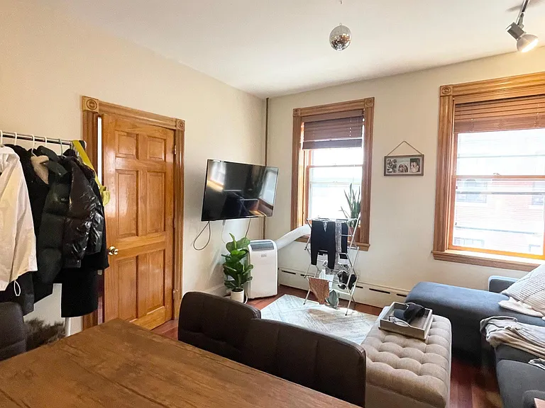 59 Myrtle St #5 — Photo 9