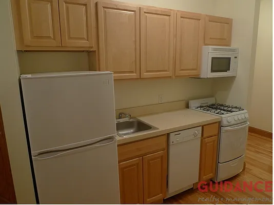 Rented by Guidance Realty Corp. | media 10