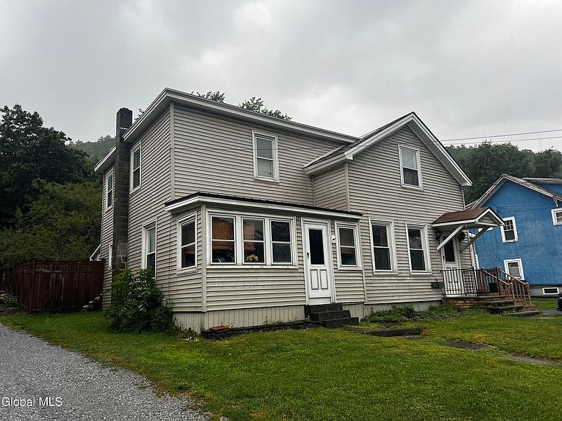 2nd image of 79 Poultney Street