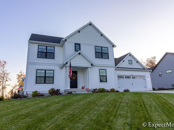 3rd image of 6327 Bentley Dr