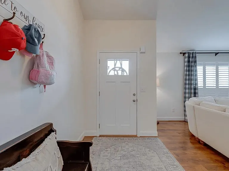 1018 Poplar Drive Ext — Photo 5