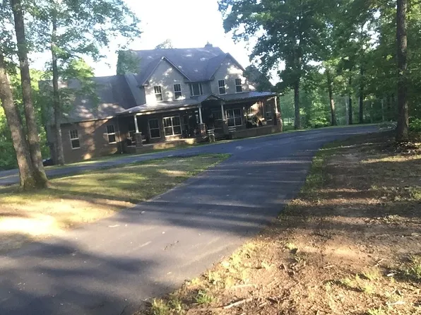 195 Holly Springs Rd, Henderson, TN 38340