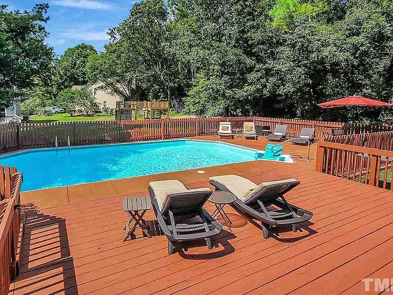 3209 Daingerfield Dr — Photo 21