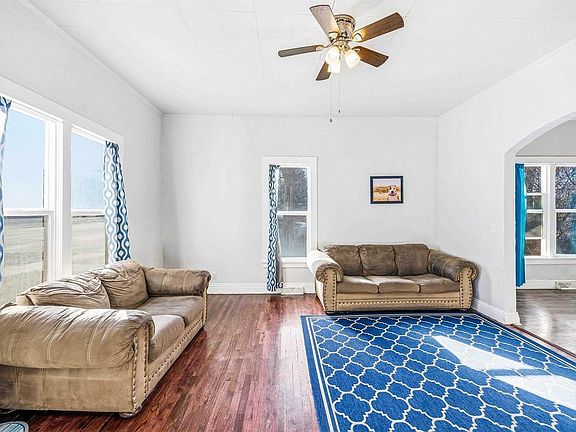 4th image of 763 Grand Ave