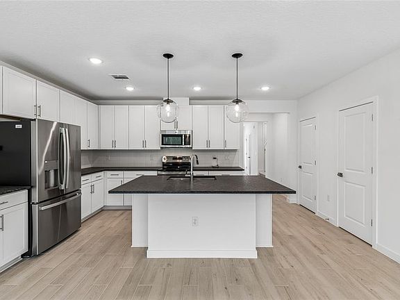 3rd image of 3414 Withers Way