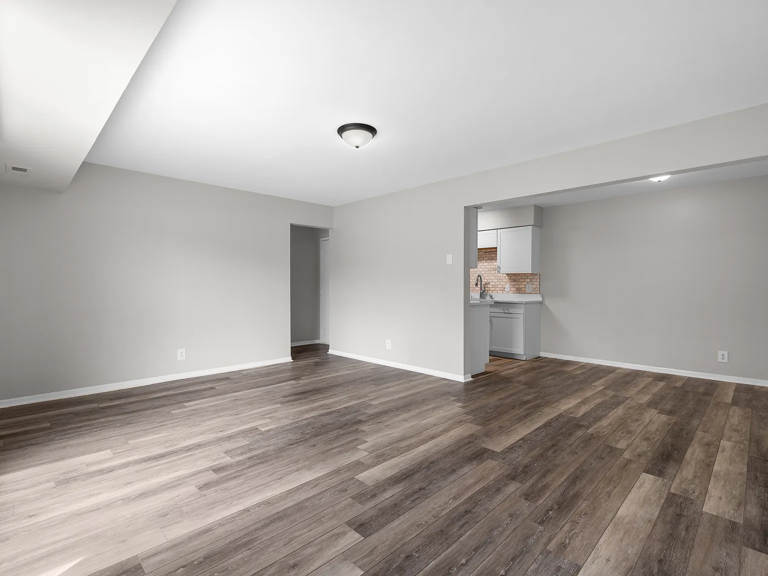5975 Burroughs Ave — Photo 3
