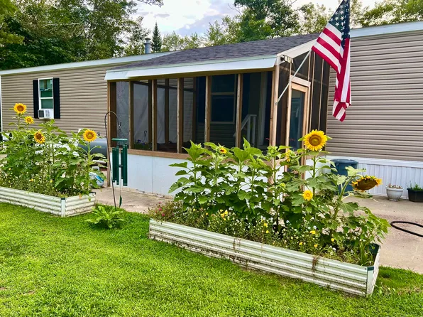1351 S Clary Road, Jefferson, ME 04348