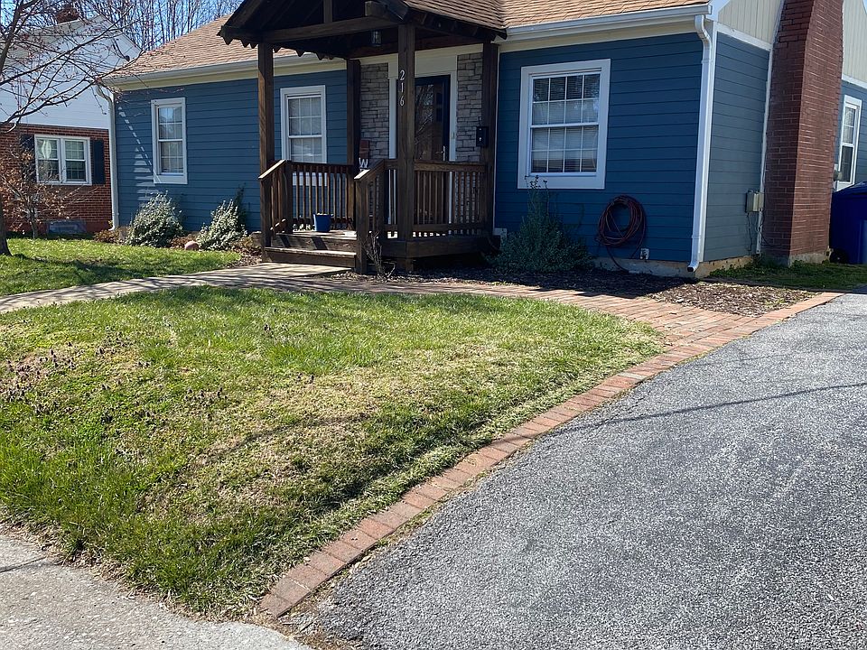1st image of 216 Clymer Ave