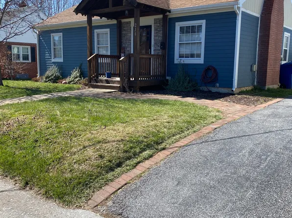 216 Clymer Ave, Front Royal, VA 22630