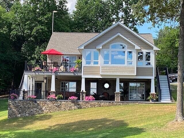 1st image of 210 Shillelagh Ct